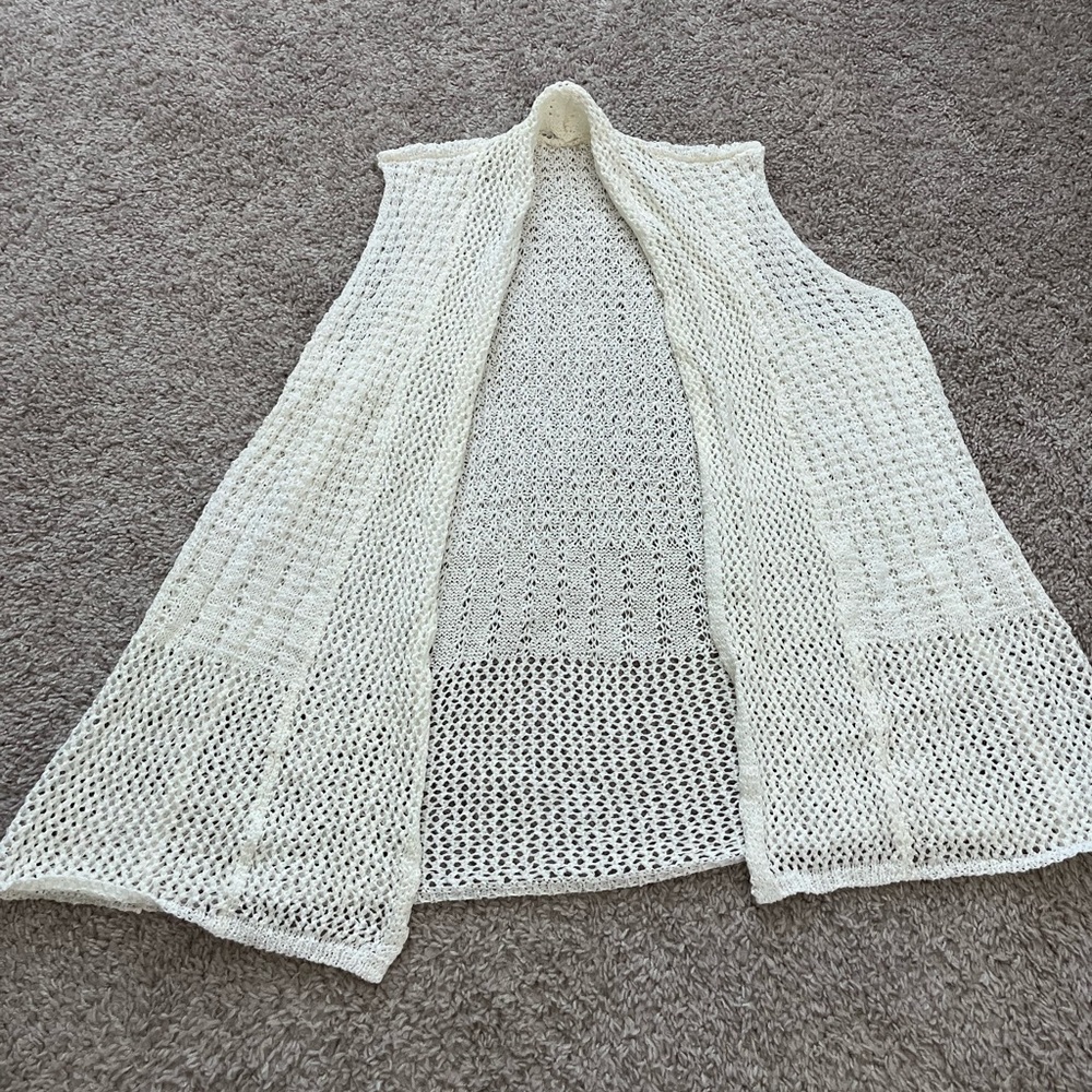Elegant White Knit Sweater Vest VINTAGE 1980s